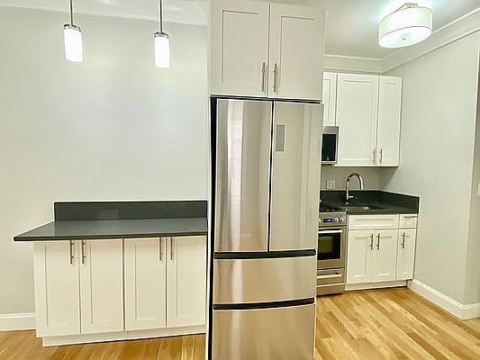 4th image of 361 Ocean Ave #2A