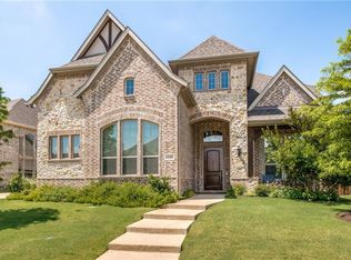 2305 Bronco Blvd, Carrollton, TX 75010