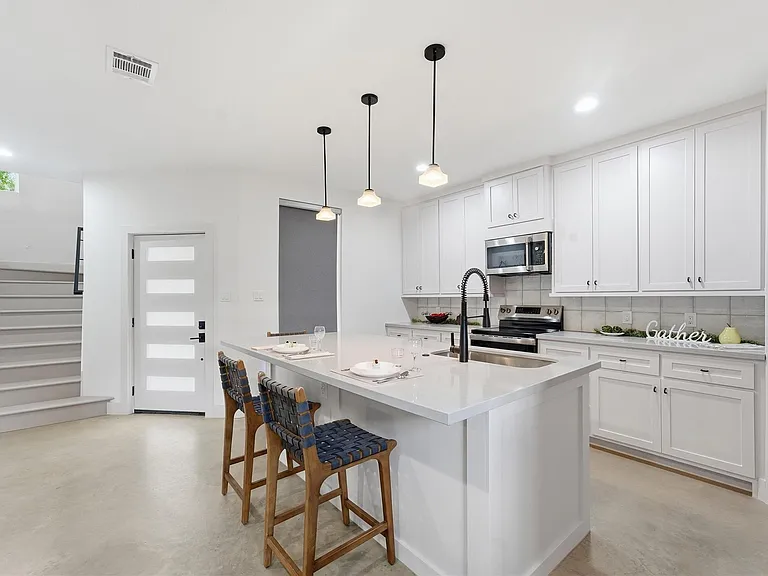 12204 Hairston Cir #A — Photo 5