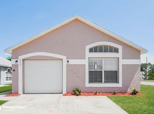 2401 Weymouth Ct, Kissimmee, FL 34743