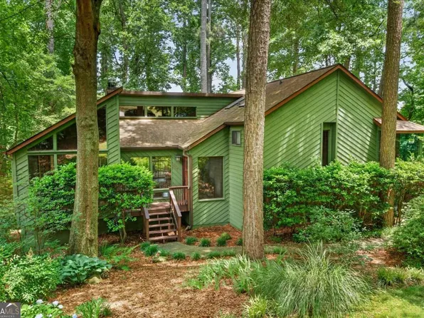 317 New Foal Ln NE, Kennesaw, GA 30144
