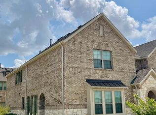 204 Spring Hill Rd, Flower Mound, TX 75028