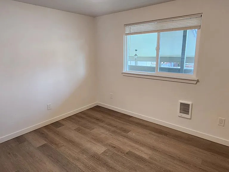 Greenwood Apartments — Photo 23