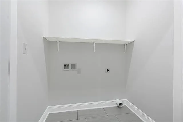 1419 N Hosmer St — Photo 8