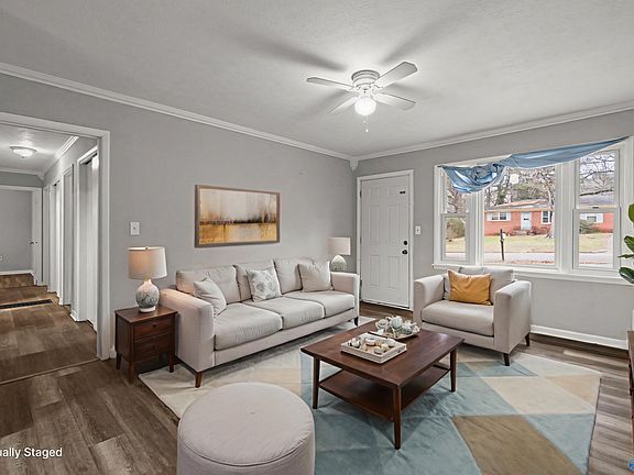 4th image of 4813 Joy Dr NW