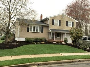 1 Desser Pl, Edison, NJ 08817