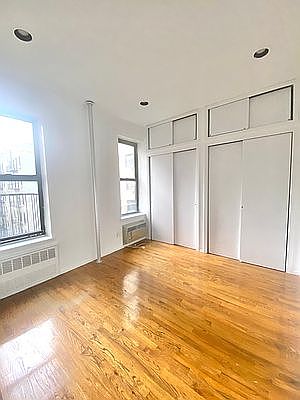 1st image of 1229 1st Ave #19B