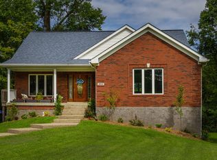 3054 Wickland Rd, Louisville, KY 40205