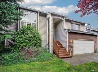 8916 W Mall Dr, Everett, WA 98208