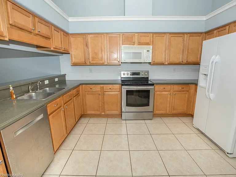 4215 Jade Loop — Photo 7