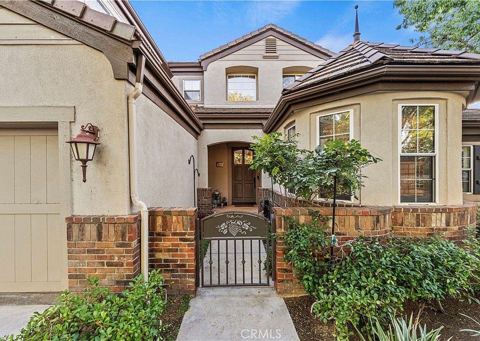 1st image of 24724 Avignon Dr