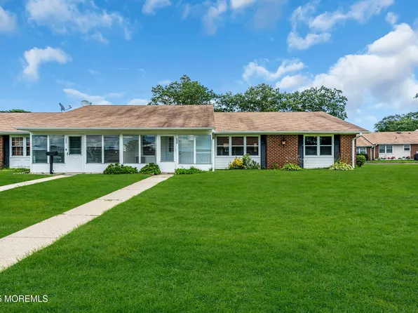 1133 Argyll Circle #D, Lakewood, NJ 08701