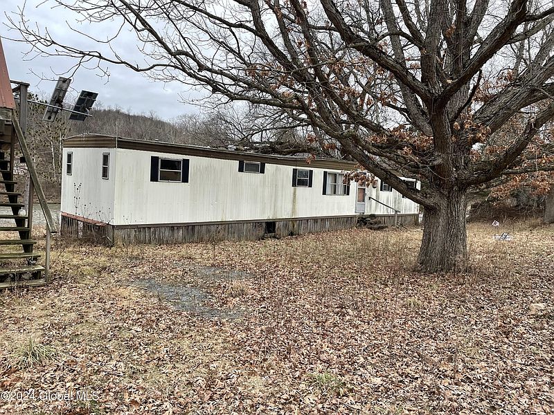5th image of 697 Youngs Corners Road