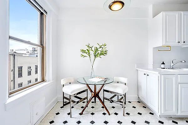 1st image of 136 Waverly Pl APT 9A