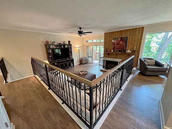 5th image of 9171 S Pointe Lasalles Dr
