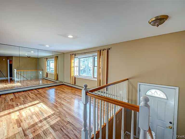 13A Homeland Dr — Photo 6