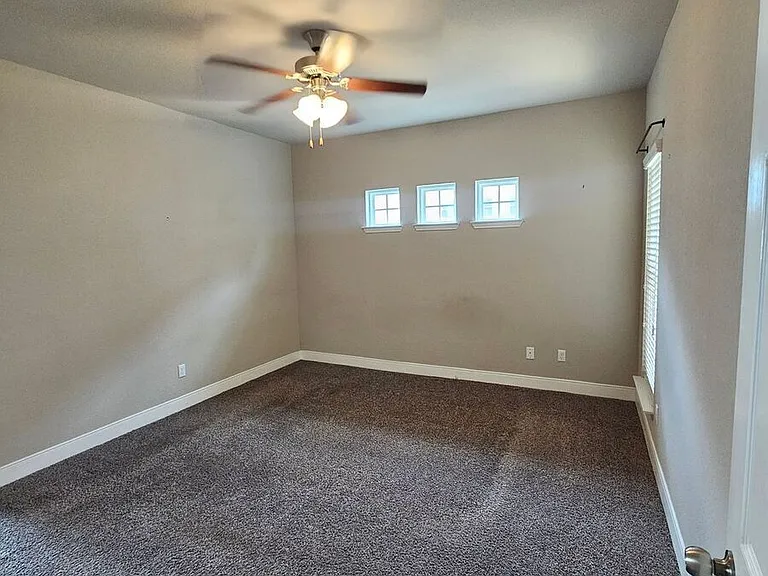 7523 Buffalo Grass Dr — Photo 7