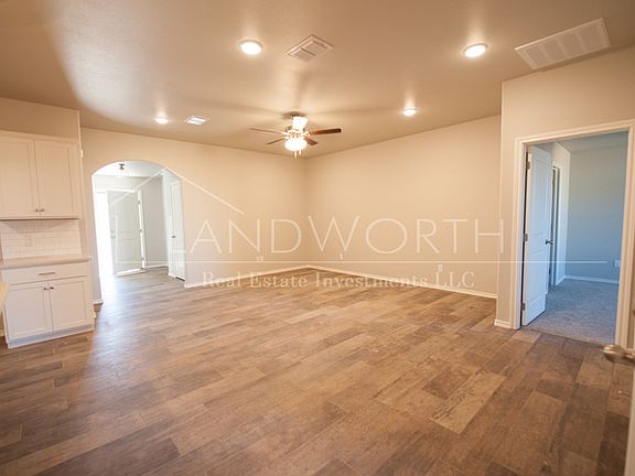 3rd image of 6918 67th St