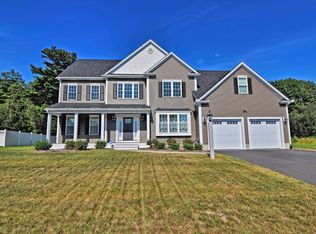23 Day Lily Ln, Walpole, MA 02081