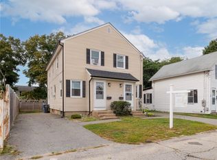 124 Pleasant St, Cranston, RI 02910
