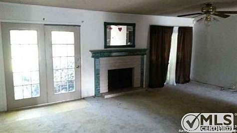 4th image of 5939 McIvey Way