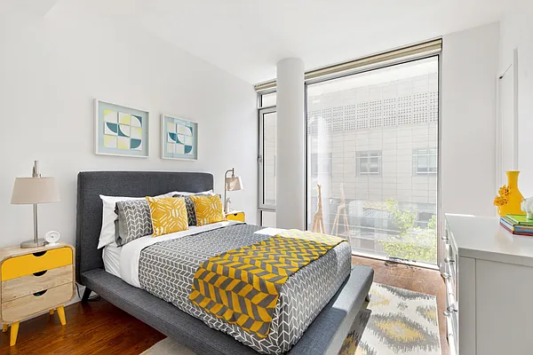 Rented by Olshan Realty | media 21