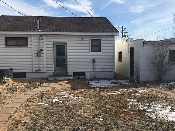 3rd image of 1131 Egan Ave