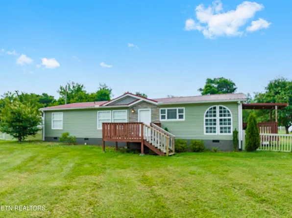 9022 Mascot Rd, Mascot, TN 37806