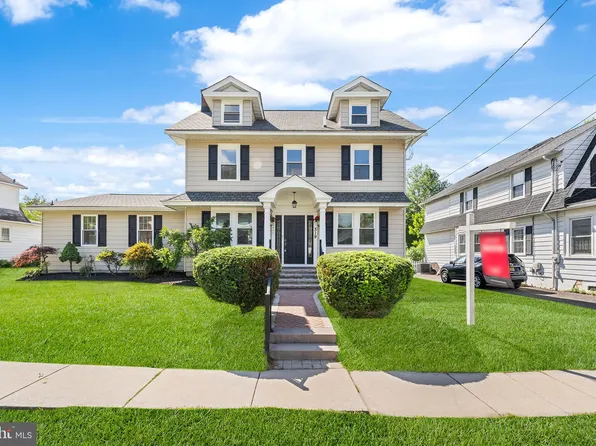 319 S Jackson St, Woodbury, NJ 08096