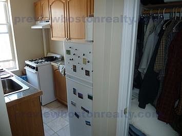 2nd image of 110 Brainerd Rd #Mmc12