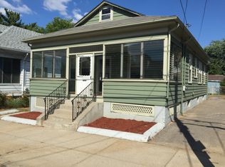 245 River Ave, Providence, RI 02908