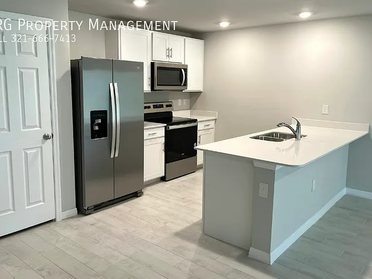 3020 N Lakewood Rd — Photo 3