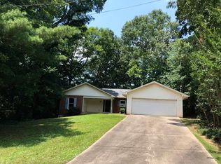 4061 Summit Chse, Gainesville, GA 30506