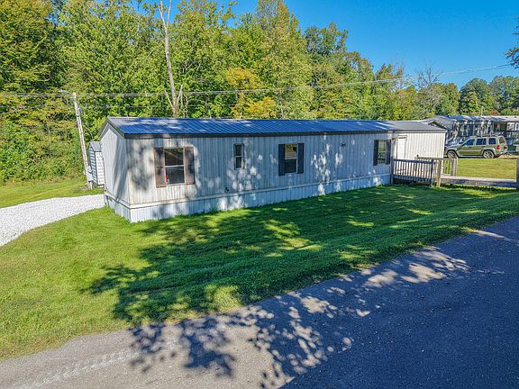 2nd image of 275 Ridgeway Dr