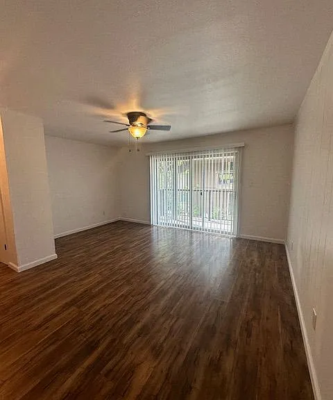 1070-1074 Echo Rd #1 — Photo 2