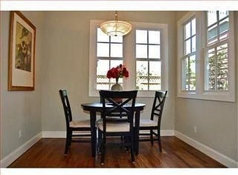 Breakfast nook