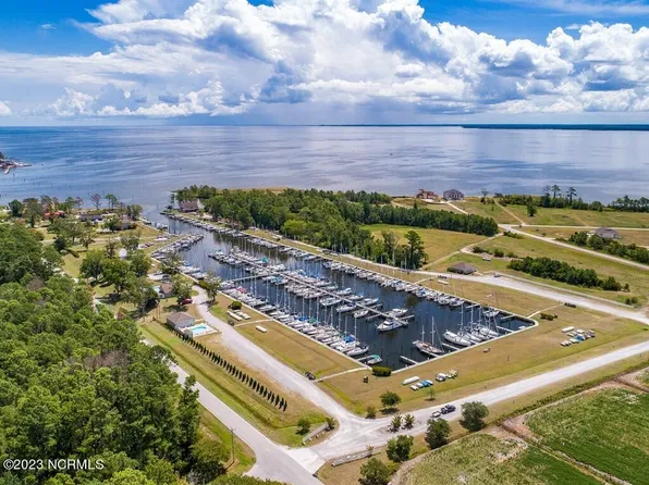 257 Pecan Grove Marina, Oriental, NC 28571