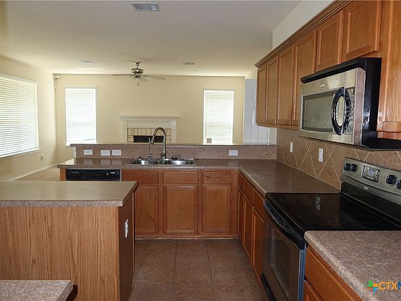 4th image of 5206 Golden Gate Dr