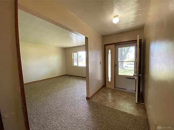 4th image of 216 Southerly Hills Dr