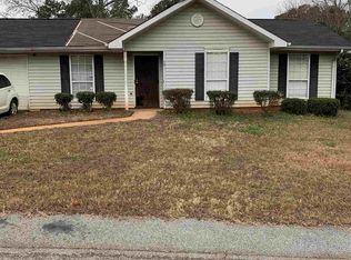 101 Fir Dr, McDonough, GA