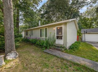 119 Edgewood Dr, Prudenville, MI 48651