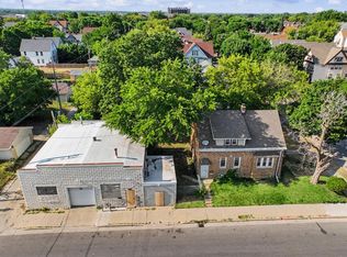 3103 N 28th St, Milwaukee, WI 53216