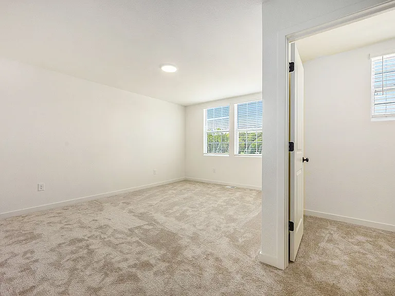 6130 Aurelius Rd — Photo 10