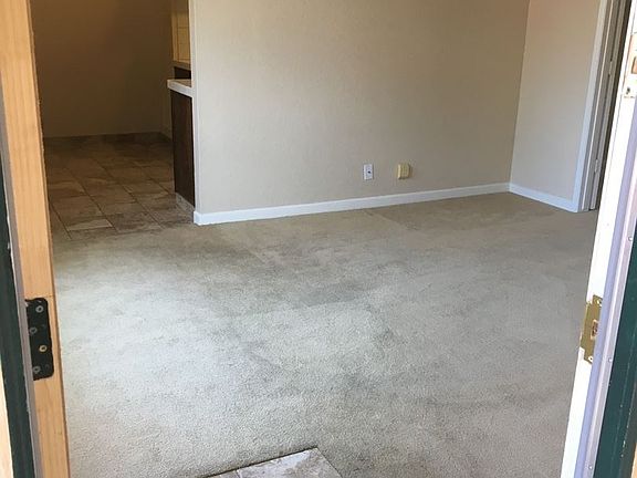 2nd image of 572 E Foothill Blvd APT 21