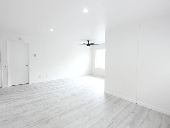 5th image of 956 Palm Ave #211