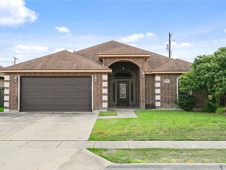 1st image of 2754 Yeager Dr