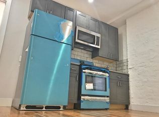551 39th St #1R, Brooklyn, NY 11232