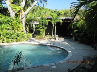 250 Essex Ln, West Palm Beach, FL 33405