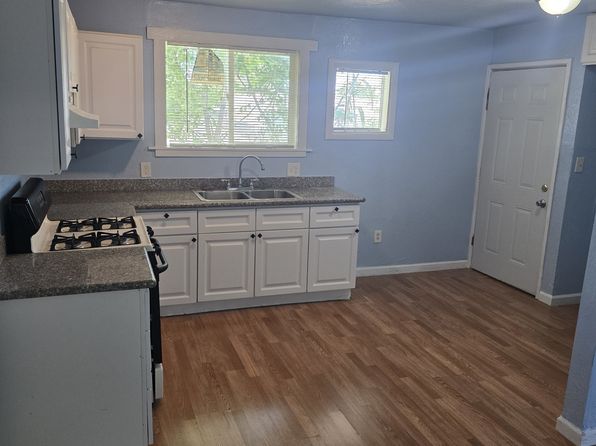 730 Maple St APT 8