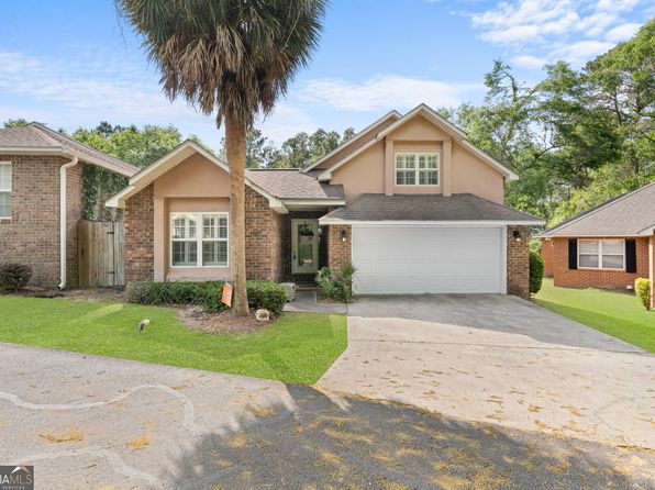 1667 Pondside Dr, Statesboro, GA 30458